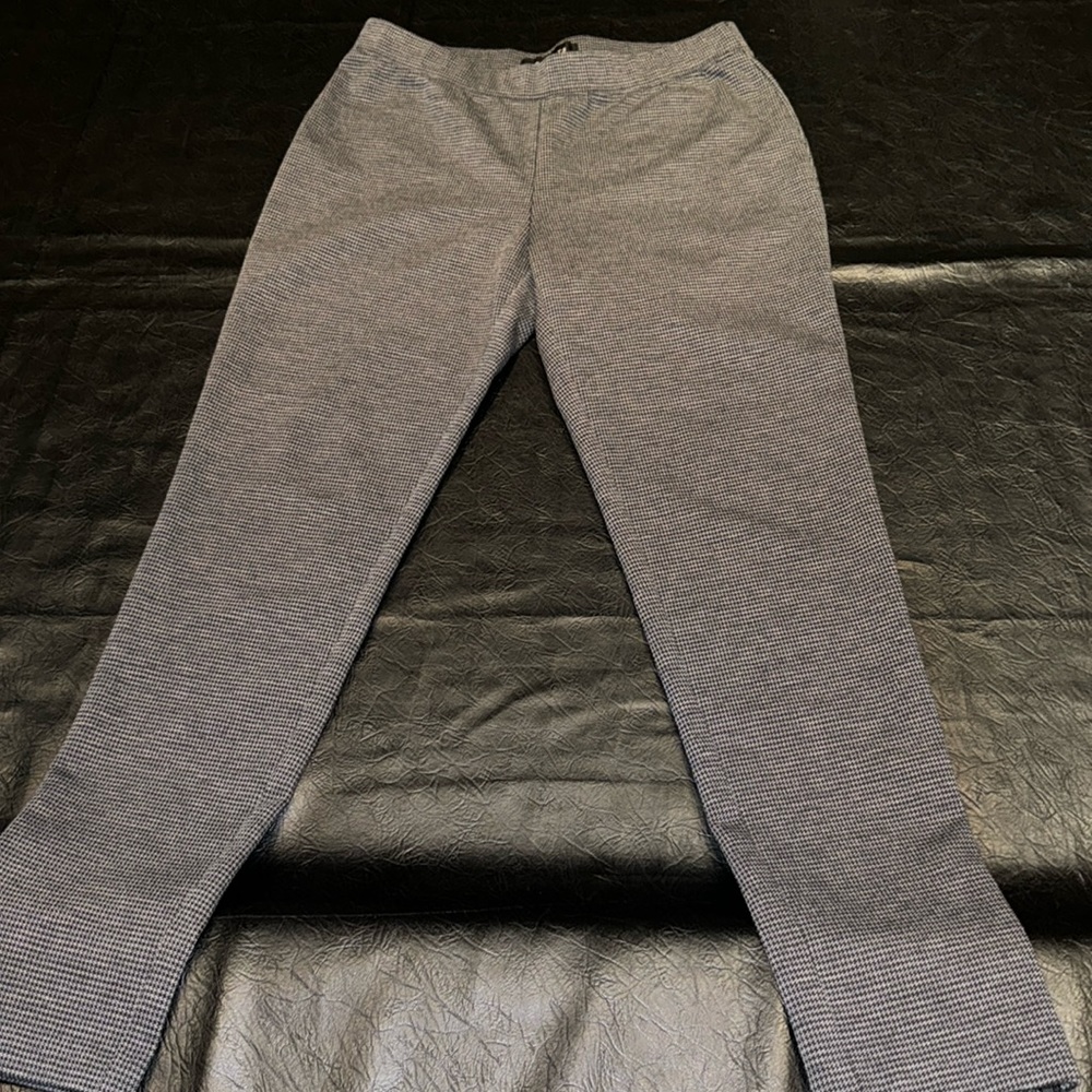 Leggings by Talbots, Black Check, Size M, EUC (CL)